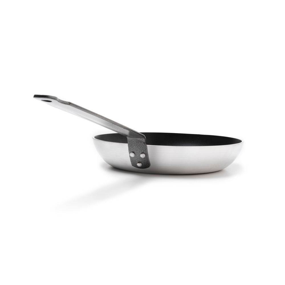 Auvernia Aluminium Fry Pan With Iron Handle - Image 2