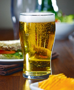 Beer Glasses & Mugs